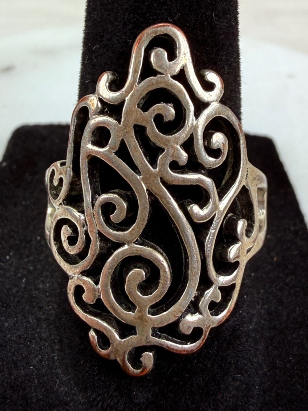 Vintage Aged Silvertone size 9 filigree statement ring